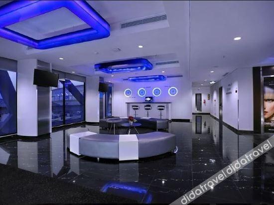 Hotel Neo+ Kebayoran Jakarta Kültér fotó